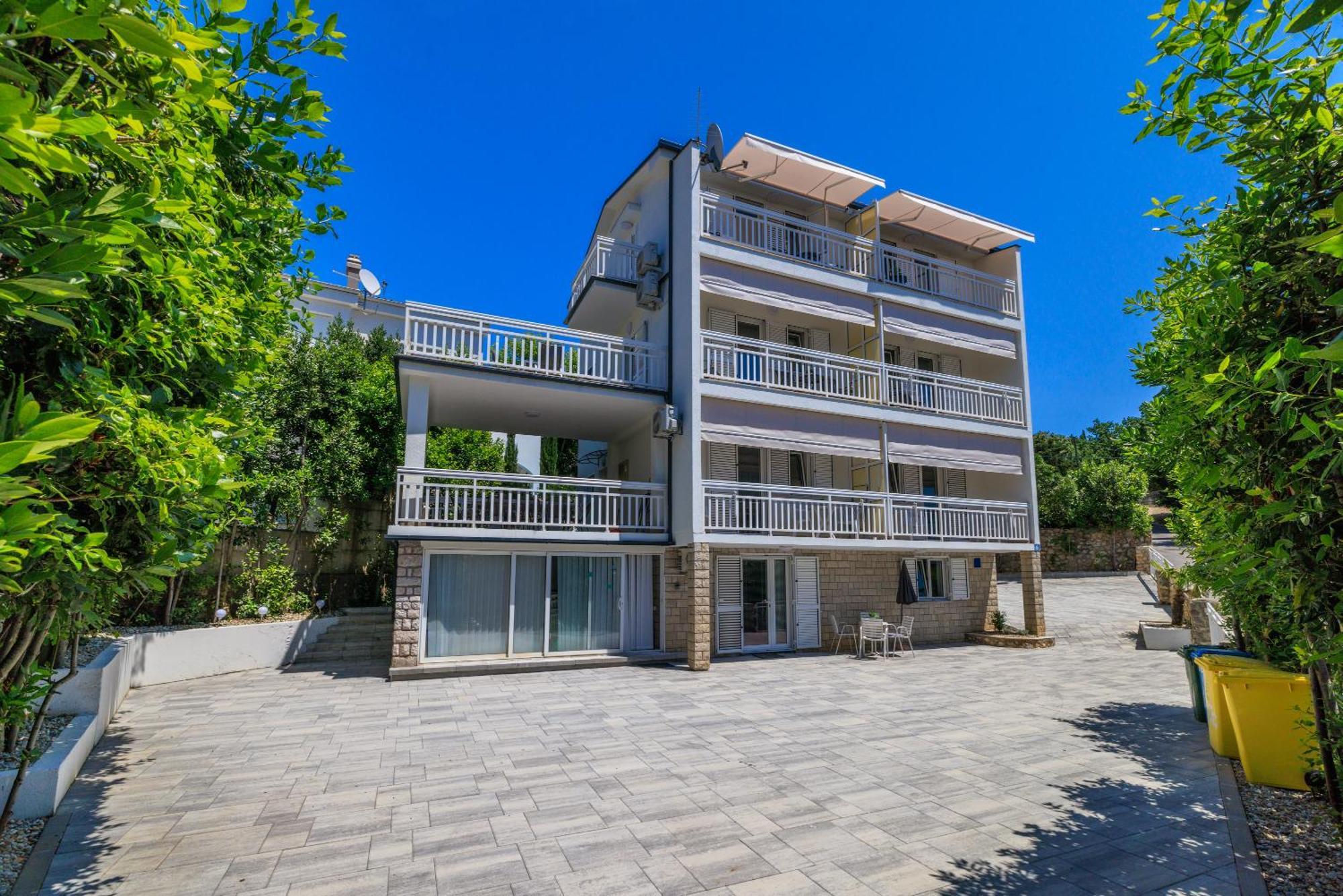 Apartments Podvezanec Crikvenica Eksteriør bilde
