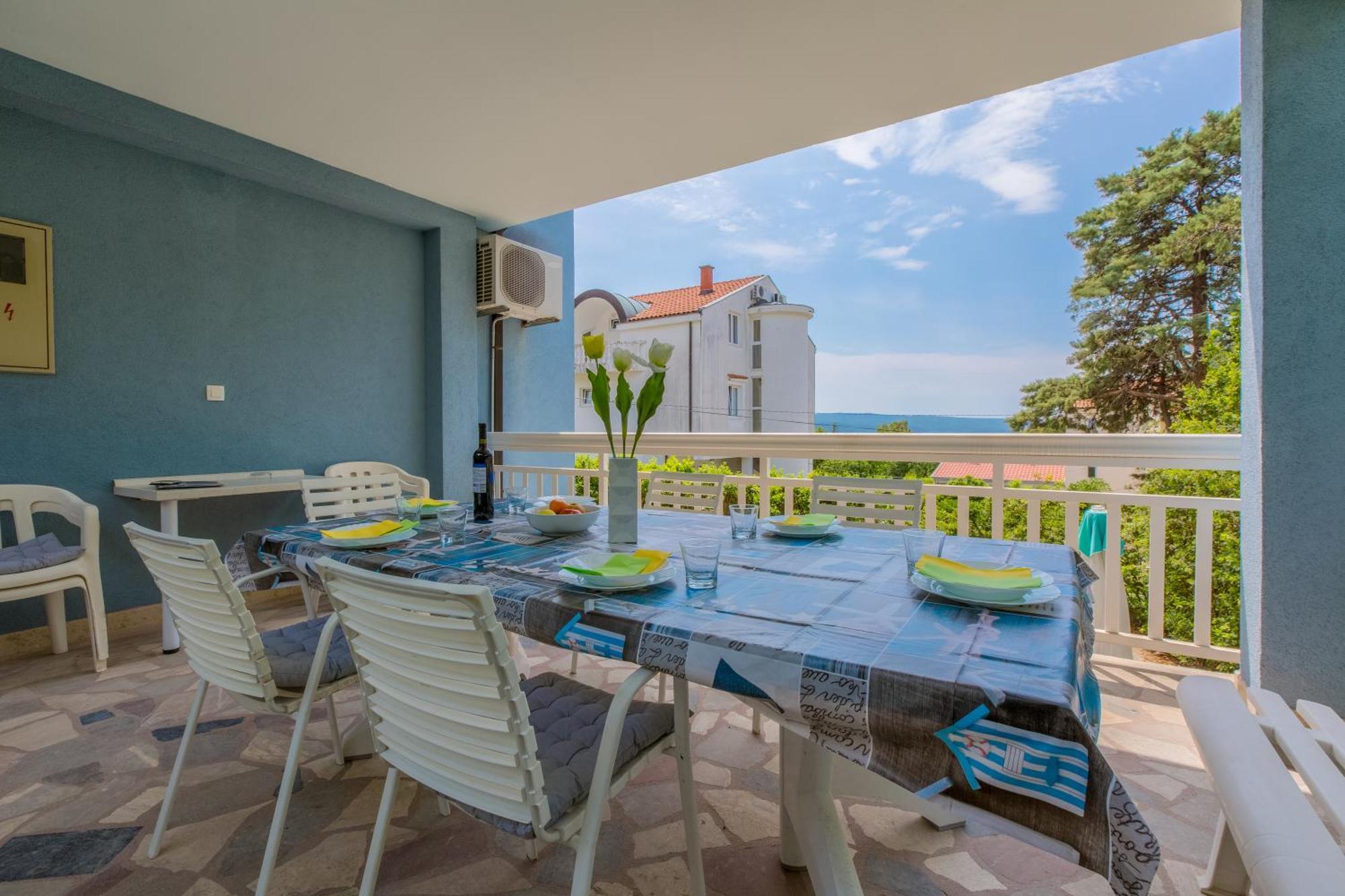 Apartments Podvezanec Crikvenica Eksteriør bilde