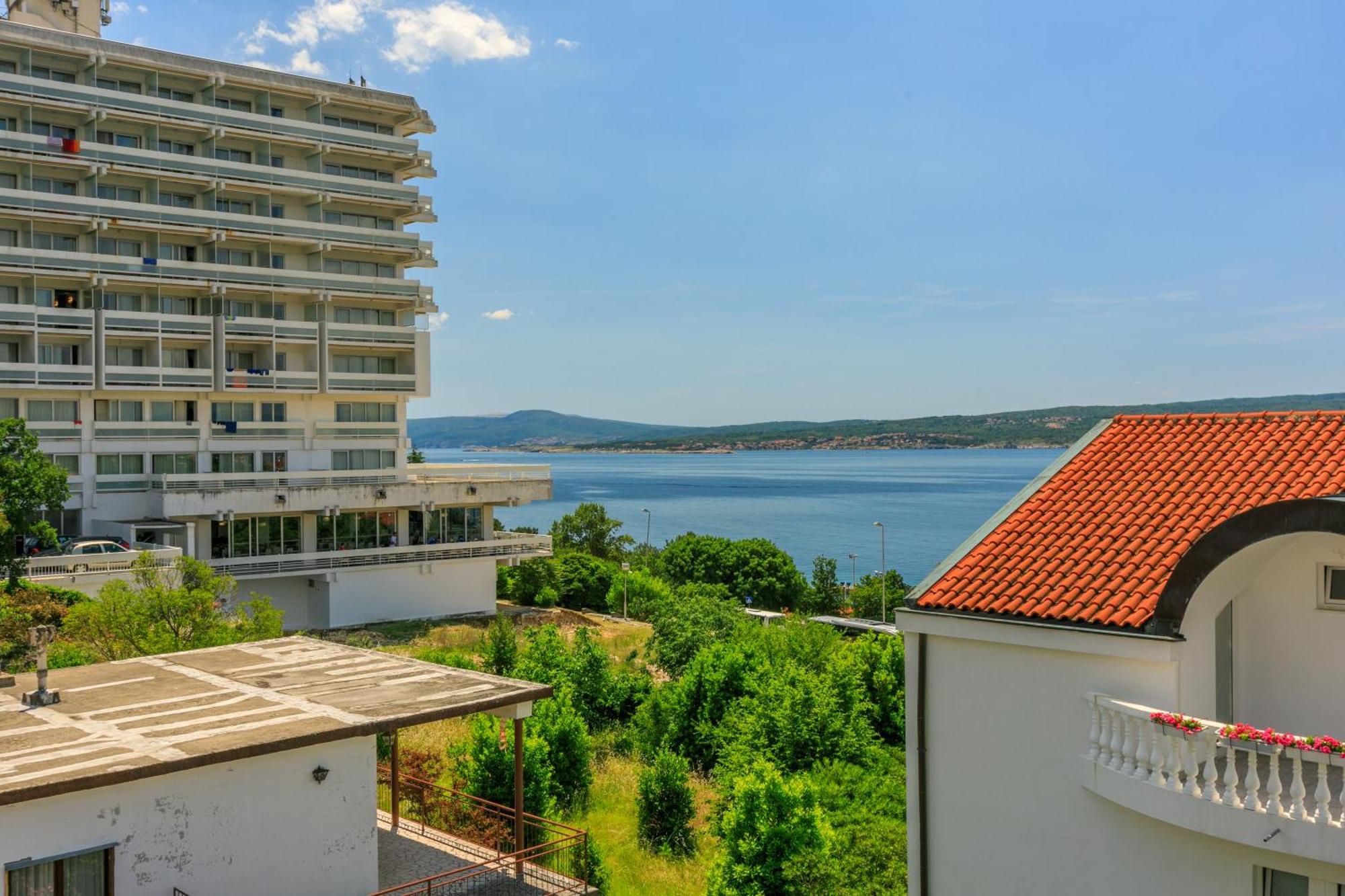 Apartments Podvezanec Crikvenica Eksteriør bilde
